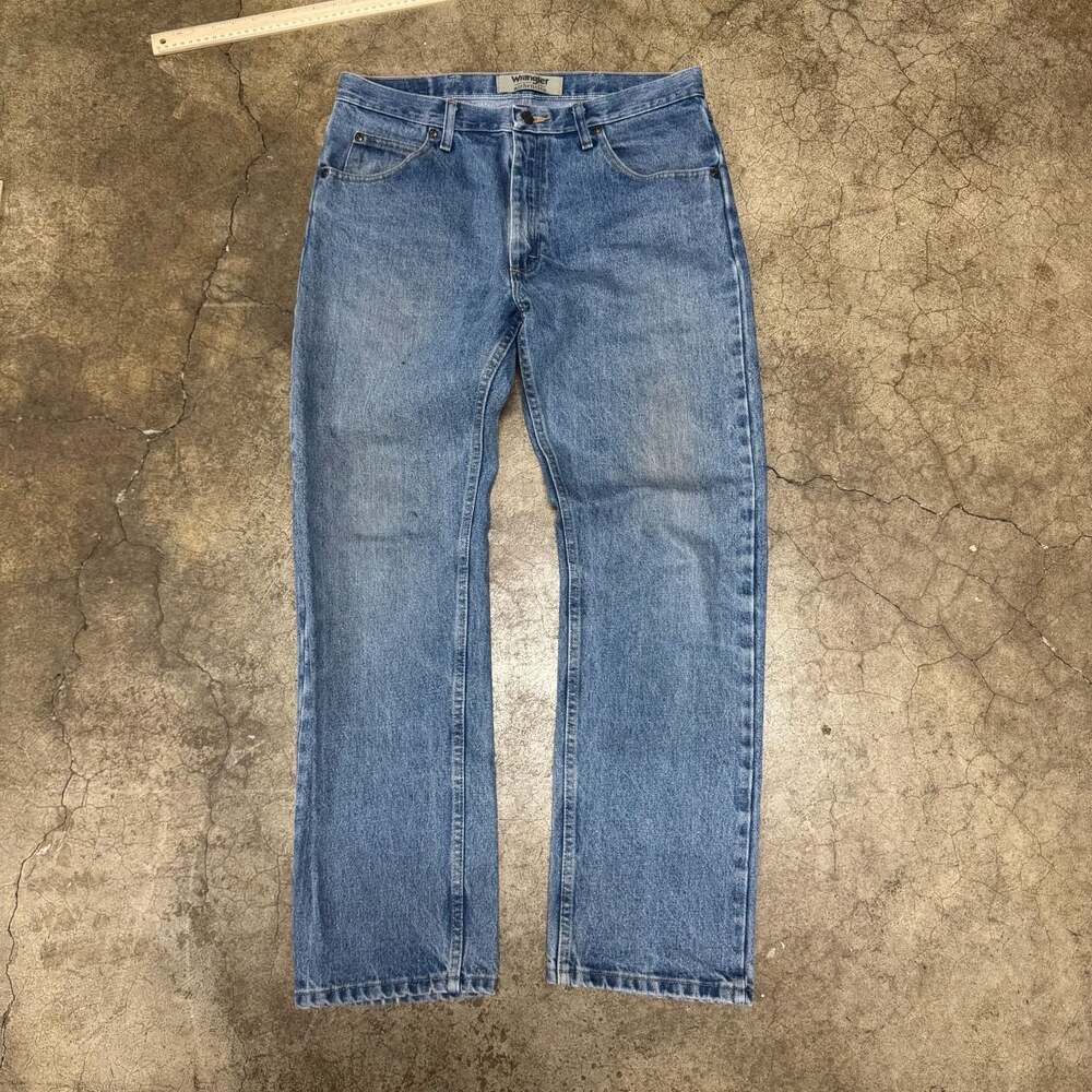Wrangler Authentics Men's Regular Fit Straight Leg Jeans, Size 34x32